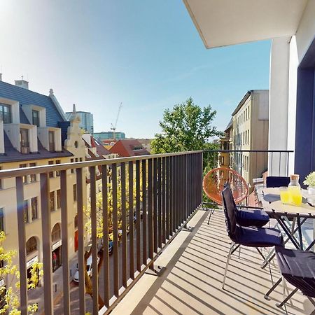 Family House Near The Market Square -Perfect For Family & Business Stays - Ksiecia Witolda Street 500 Steps To Market Square - 2 Bedrooms,2 Parking Places Breslavia Exterior foto