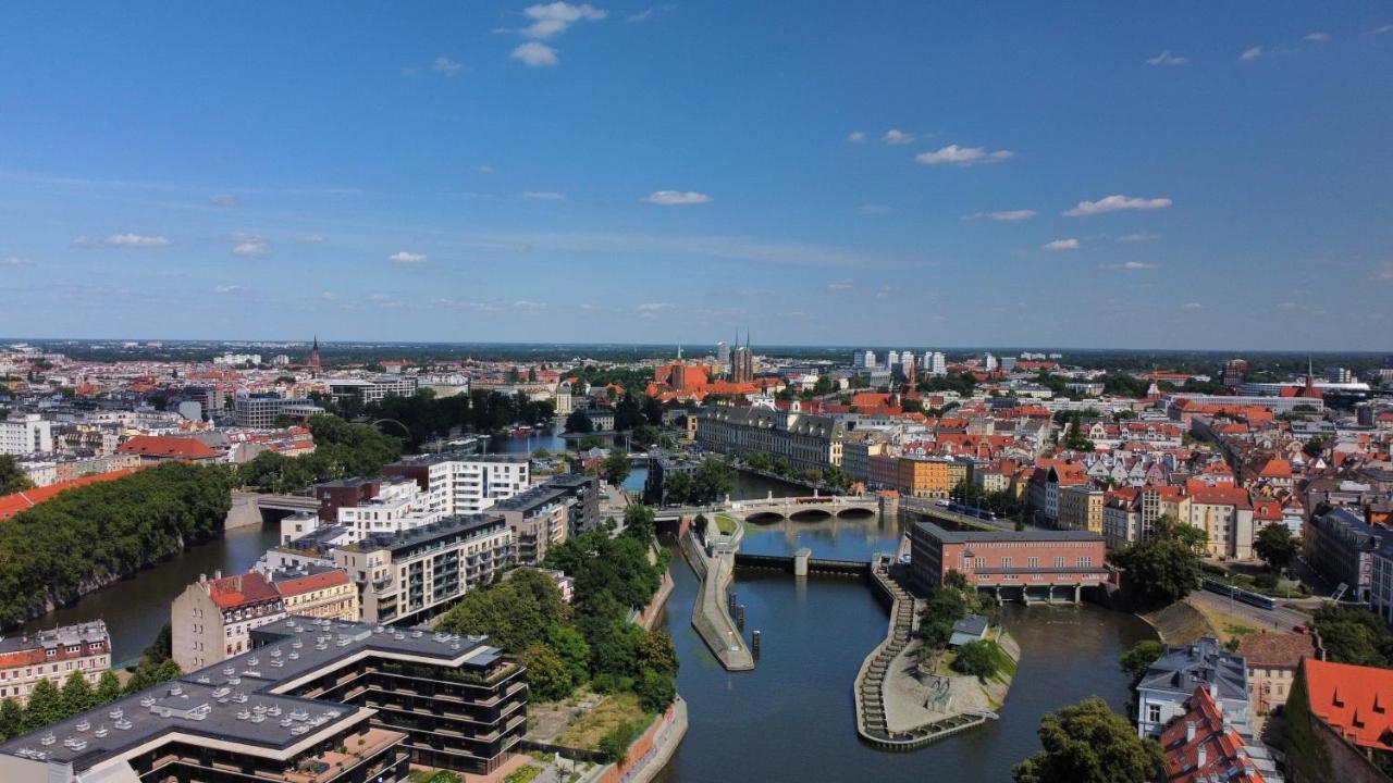 Family House Near The Market Square -Perfect For Family & Business Stays - Ksiecia Witolda Street 500 Steps To Market Square - 2 Bedrooms,2 Parking Places Breslavia Exterior foto