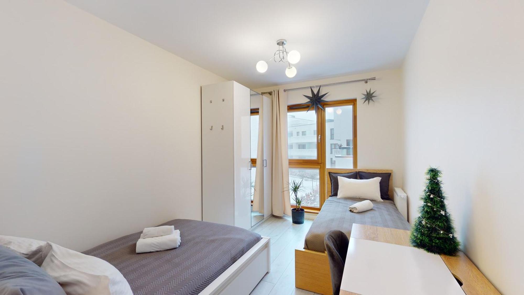 Family House Near The Market Square -Perfect For Family & Business Stays - Ksiecia Witolda Street 500 Steps To Market Square - 2 Bedrooms,2 Parking Places Breslavia Exterior foto