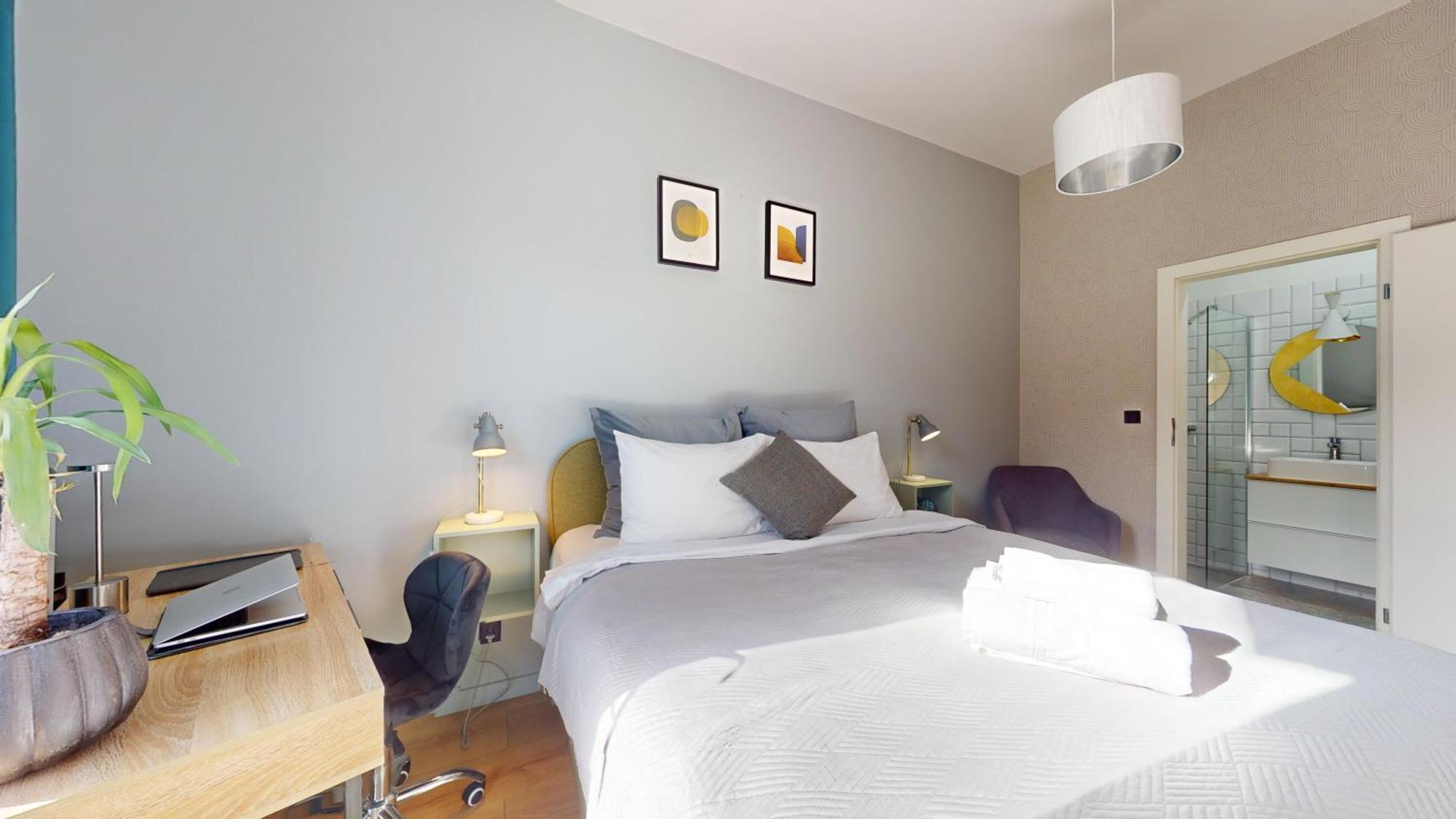 Family House Near The Market Square -Perfect For Family & Business Stays - Ksiecia Witolda Street 500 Steps To Market Square - 2 Bedrooms,2 Parking Places Breslavia Exterior foto