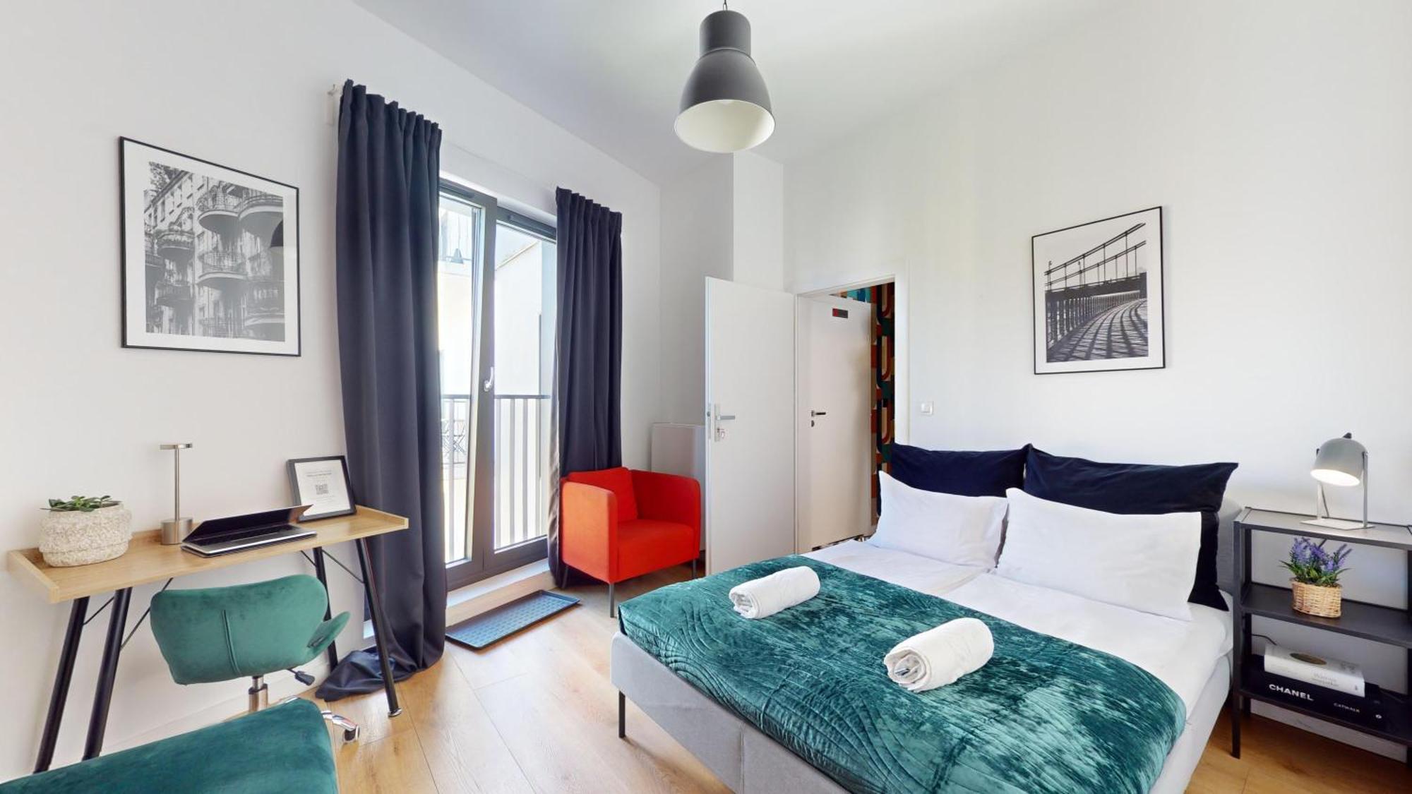 Family House Near The Market Square -Perfect For Family & Business Stays - Ksiecia Witolda Street 500 Steps To Market Square - 2 Bedrooms,2 Parking Places Breslavia Exterior foto